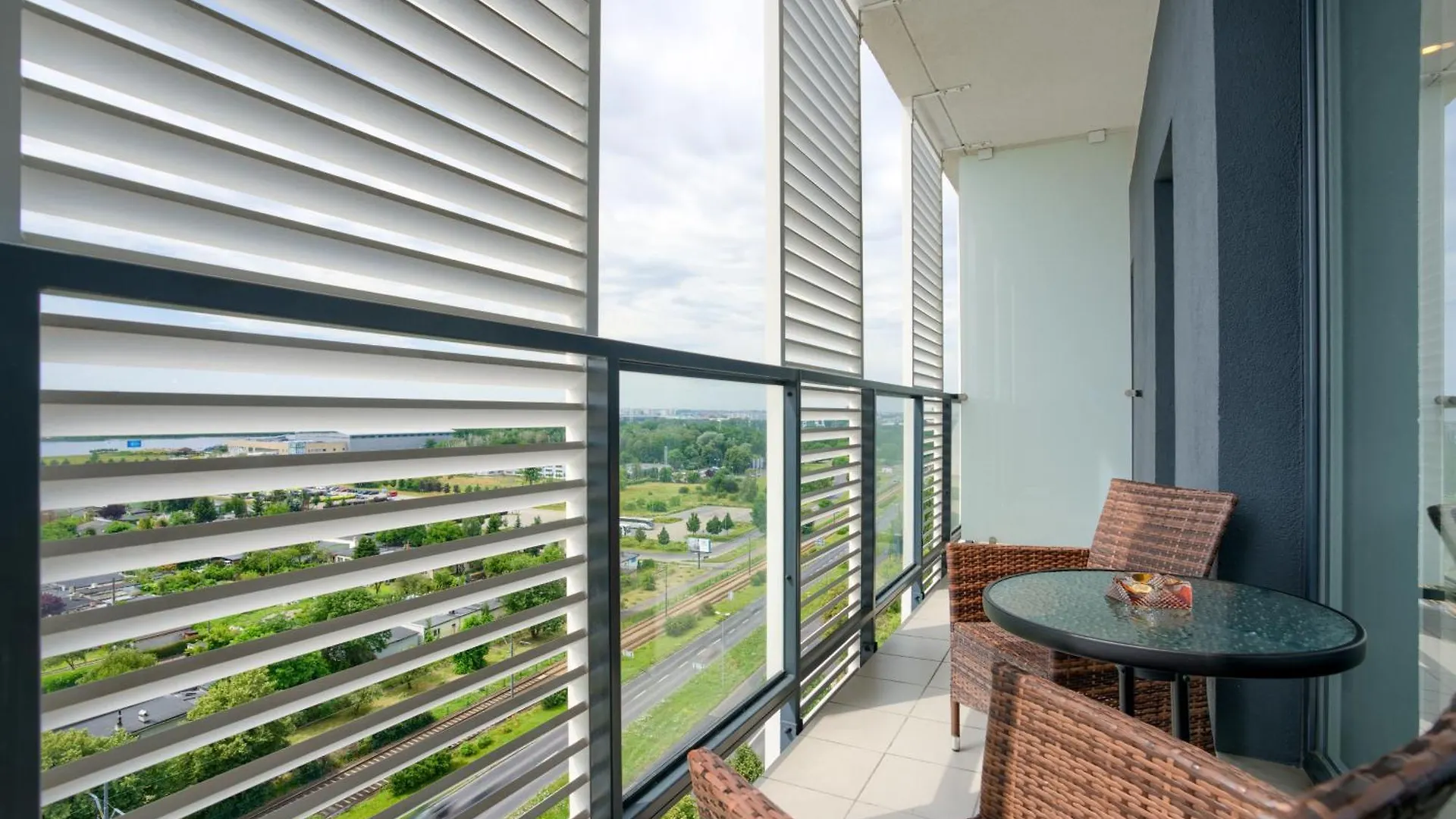 Family Apartment Lake Malta By Noclegi Renters Poznaň